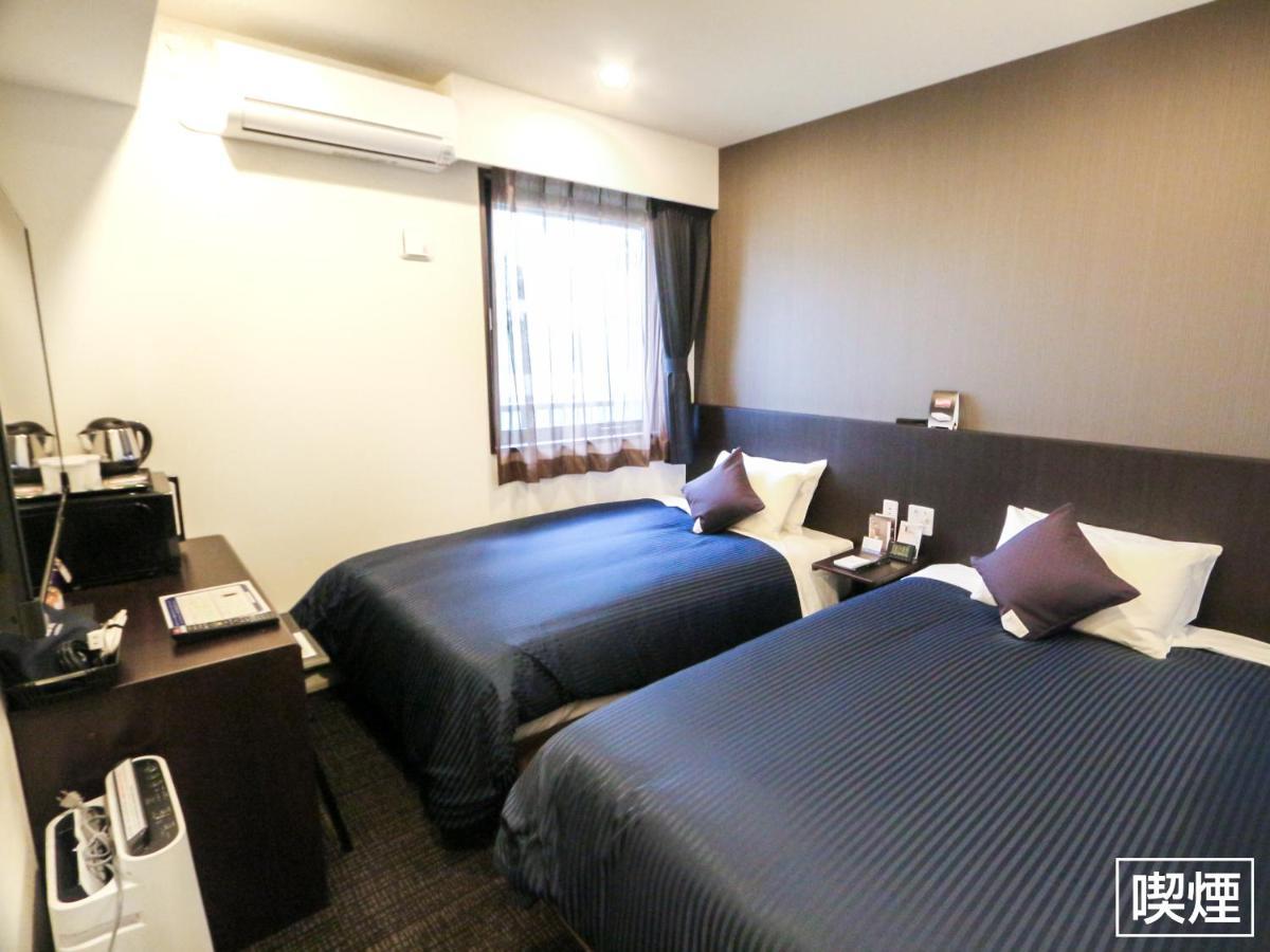 Hotel Livemax Yokohama Stadium Mae Ngoại thất bức ảnh